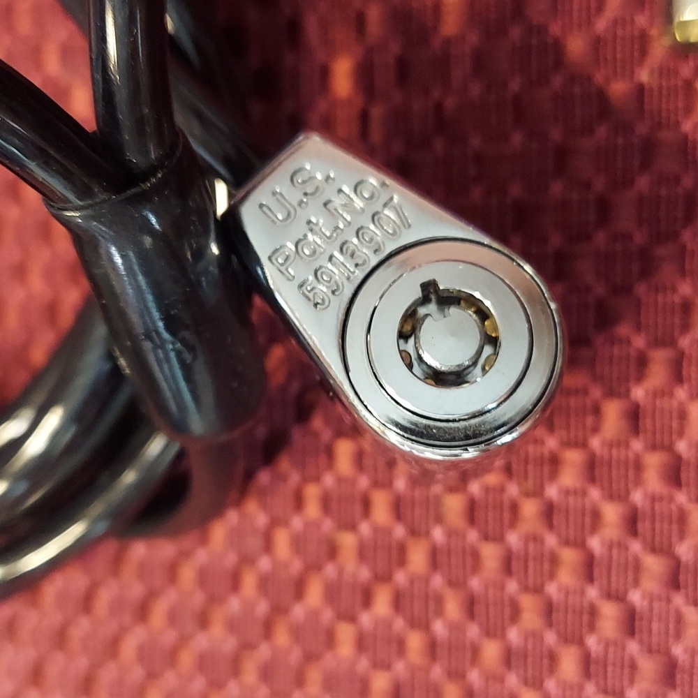 Computer Laptop Security Lock - Picture 2 of 4